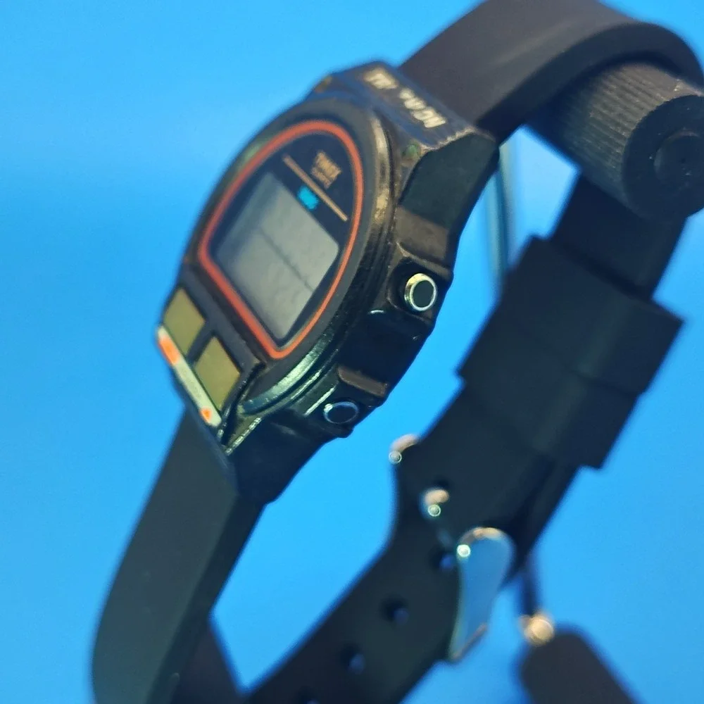Vintage 1987 Timex Triathlon Memory 851A 35mm‎ Mens Retro Digital Sport Watch